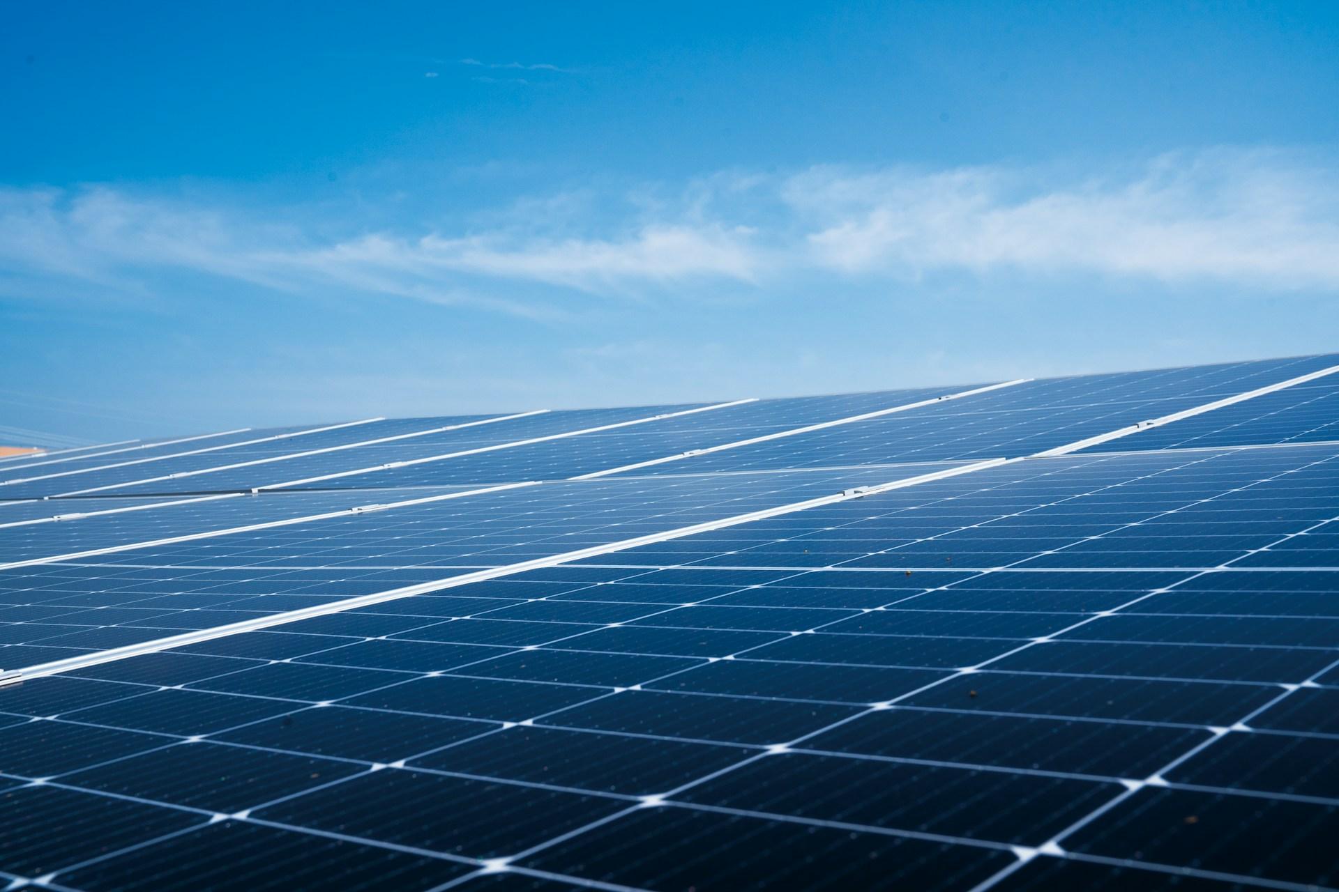 Solar Contractor - Banner Image